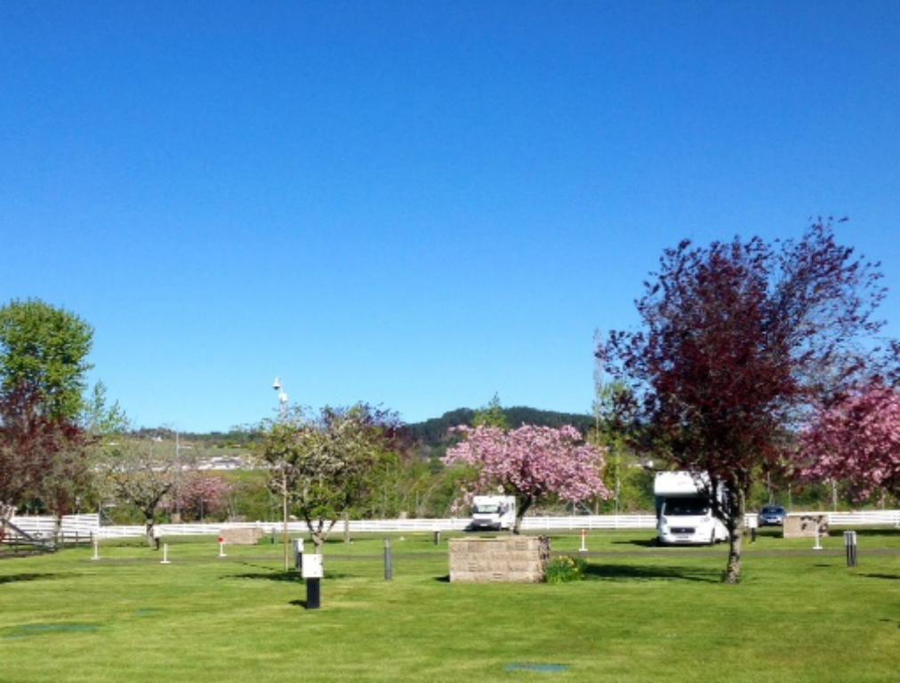 Torvean Caravan Park Hotel อินเวอร์เนส ภายนอก รูปภาพ